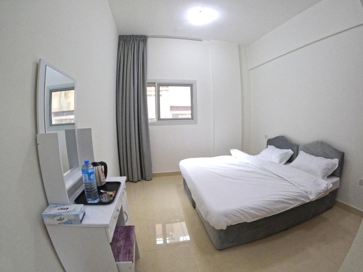 Karama Star Residence Дубай Екстериор снимка