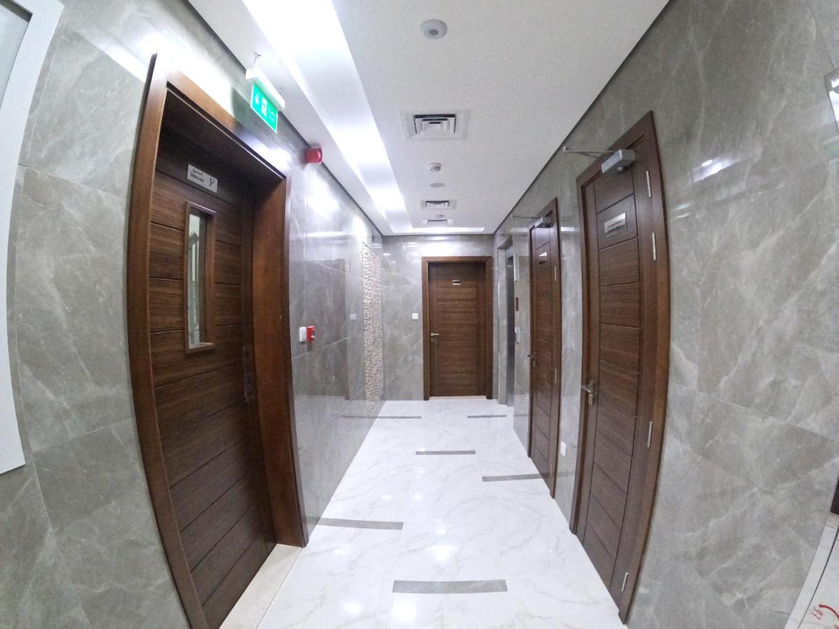 Karama Star Residence Дубай Екстериор снимка